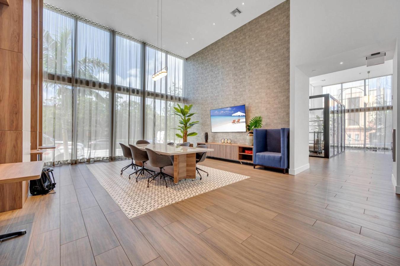 Modern Unit In The Heart Of Downtown Miami With Free Parking Apartment Екстериор снимка