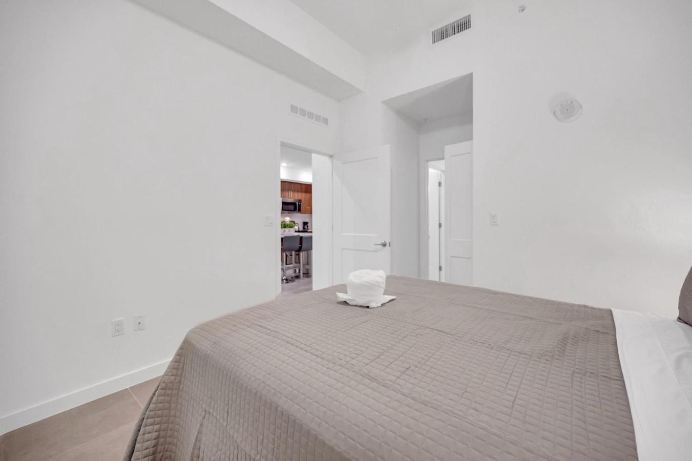 Modern Unit In The Heart Of Downtown Miami With Free Parking Apartment Екстериор снимка